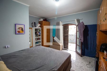 Casa à venda com 243m², 4 quartos e 2 vagasQuarto 1 