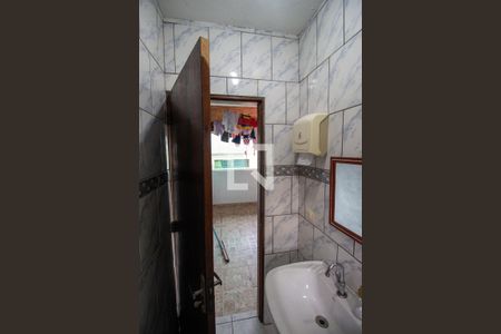 Casa à venda com 243m², 4 quartos e 2 vagasBanheiro 4