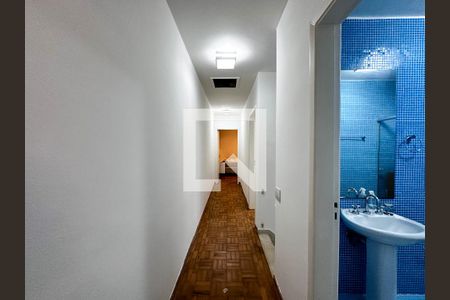 Corredor Quartos de casa à venda com 3 quartos, 180m² em Brooklin Paulista, São Paulo