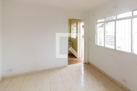 Casa para alugar com 260m², 3 quartos e 2 vagasQuarto Edícula