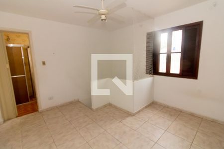 Casa para alugar com 260m², 3 quartos e 2 vagasQuarto 2 Edícula