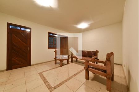 Casa à venda com 4 quartos, 320m² em Ville de Montagne, Nova Lima