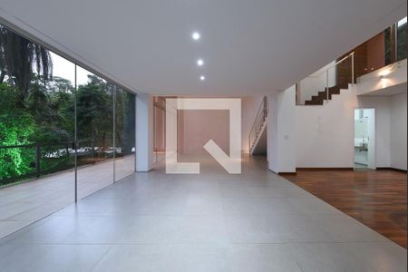 Casa à venda com 3 quartos, 284m² em Ville de Montagne, Nova Lima