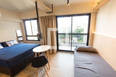 Sala/Quarto/Cozinha de kitnet/studio à venda com 1 quarto, 27m² em Pinheiros, São Paulo