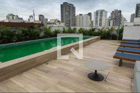 Studio à venda com 27m², 1 quarto e sem vagaÁrea comum - Piscina
