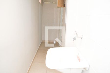 Casa à venda com 90m², 2 quartos e 1 vagaÁrea de serviço