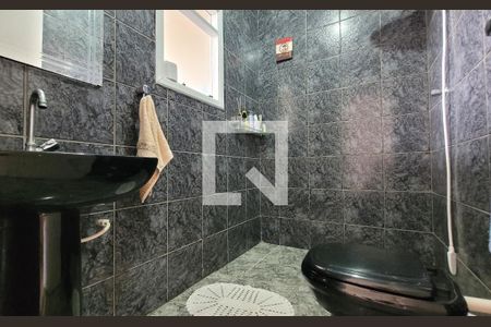 Casa à venda com 260m², 3 quartos e 8 vagasBanheiro