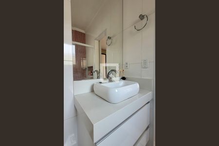 Casa à venda com 260m², 3 quartos e 8 vagasBanheiro da suíte