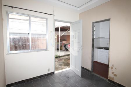 Sala de casa à venda com 1 quarto, 50m² em Irajá, Rio de Janeiro