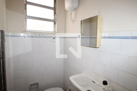 Banheiro de casa à venda com 1 quarto, 50m² em Irajá, Rio de Janeiro