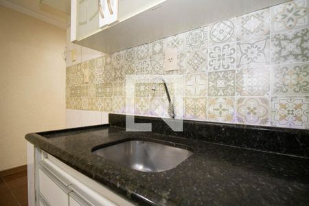 Apartamento à venda com 42m², 2 quartos e sem vaga Apartamento à venda com 42m², 2 quartos e sem vagaCozinha e Área de Serviço
