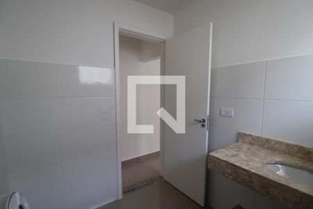 Casa à venda com 150m², 7 quartos e 2 vagasBanheiro 1