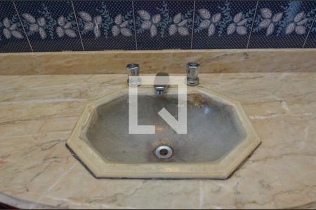 Casa de condomínio à venda com 1600m², 11 quartos e 10 vagasBanheiro da Suíte 5