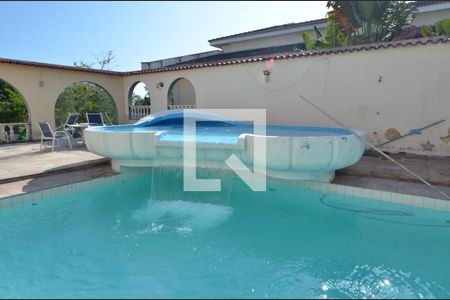 Casa de condomínio à venda com 1600m², 11 quartos e 10 vagasÁrea externa