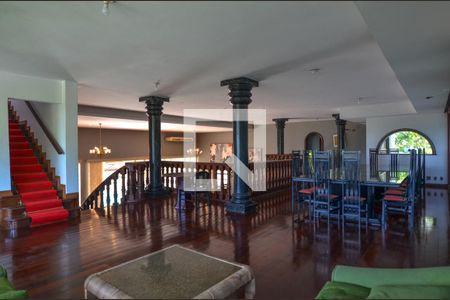 Casa de condomínio à venda com 1600m², 11 quartos e 10 vagasSala 3