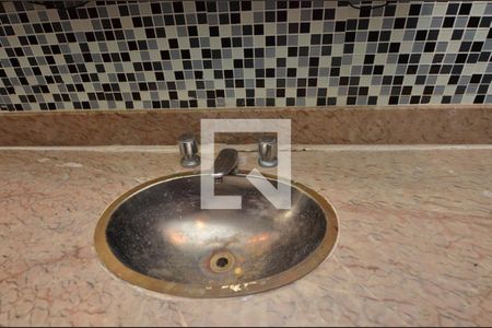 Casa de condomínio à venda com 1600m², 11 quartos e 10 vagasBanheiro da suite 6