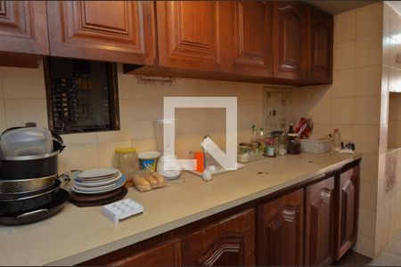 Casa de condomínio à venda com 1600m², 11 quartos e 10 vagasCozinha 3