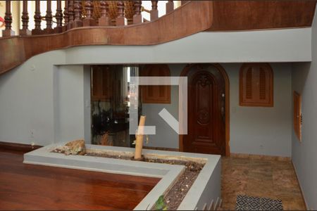 Casa de condomínio à venda com 1600m², 11 quartos e 10 vagasSala