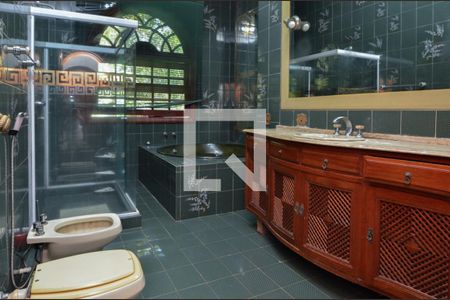 Casa de condomínio à venda com 1600m², 11 quartos e 10 vagasBanheiro da Suíte 1