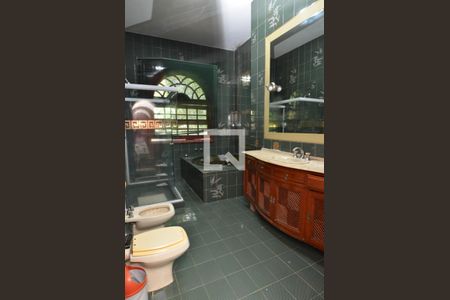 Casa de condomínio à venda com 1600m², 11 quartos e 10 vagasBanheiro da Suíte 1