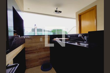 Casa de condomínio à venda com 110m², 3 quartos e 1 vagaChurrasqueira