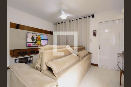Sala  de casa de condomínio para alugar com 3 quartos, 110m² em Freguesia de Jacarepaguá, Rio de Janeiro