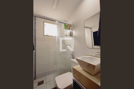 Casa de condomínio à venda com 110m², 3 quartos e 1 vagaBanheiro Social