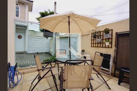 Casa de condomínio à venda com 110m², 3 quartos e 1 vagav