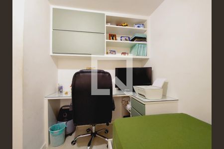 Casa de condomínio à venda com 110m², 3 quartos e 1 vagaQuarto 1 