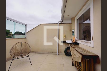 Casa de condomínio à venda com 110m², 3 quartos e 1 vagaTerraço