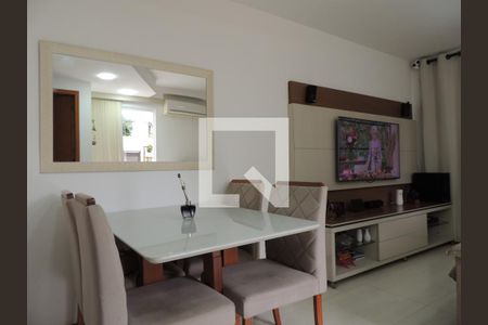 Sala  de casa de condomínio à venda com 3 quartos, 110m² em Freguesia de Jacarepaguá, Rio de Janeiro