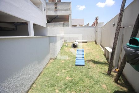 Apartamento para alugar com 60m², 2 quartos e 1 vagaÁrea Pet