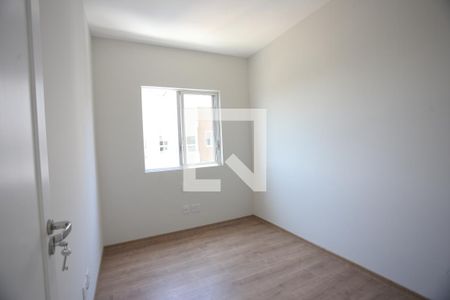Quarto 1 de apartamento para alugar com 2 quartos, 60m² em João Pinheiro, Belo Horizonte