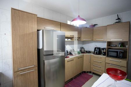 Casa à venda com 149m², 3 quartos e 2 vagas Casa à venda com 149m², 3 quartos e 2 vagasCozinha Casa 1