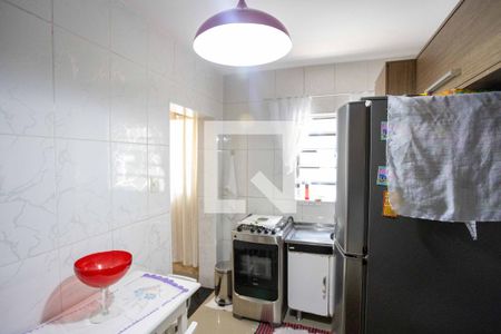 Casa à venda com 149m², 3 quartos e 2 vagas Casa à venda com 149m², 3 quartos e 2 vagasCozinha Casa 1