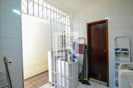 Casa para alugar com 225m², 3 quartos e 2 vagas Casa para alugar com 225m², 3 quartos e 2 vagasÁrea de Serviço