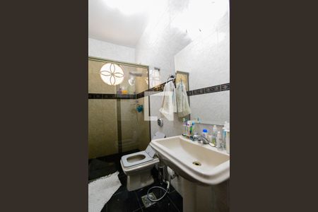 Casa para alugar com 225m², 3 quartos e 2 vagas Casa para alugar com 225m², 3 quartos e 2 vagasBanheiro