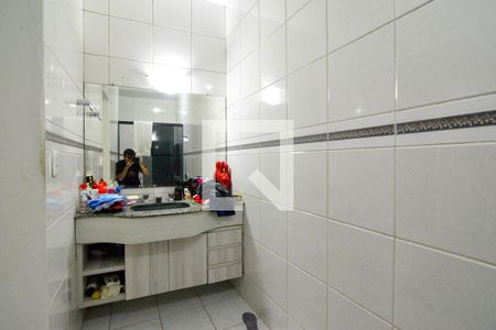 Casa para alugar com 225m², 3 quartos e 2 vagas Casa para alugar com 225m², 3 quartos e 2 vagasBanheiro