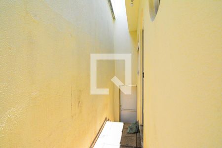 Casa para alugar com 225m², 3 quartos e 2 vagas Casa para alugar com 225m², 3 quartos e 2 vagasCorredor