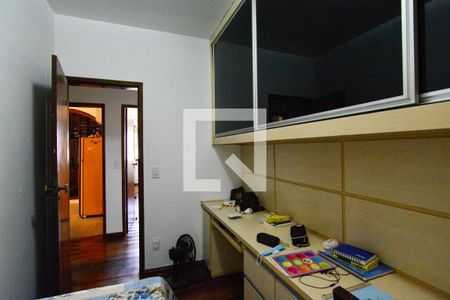 Quarto 2 de casa para alugar com 3 quartos, 225m² em Dom Cabral, Belo Horizonte