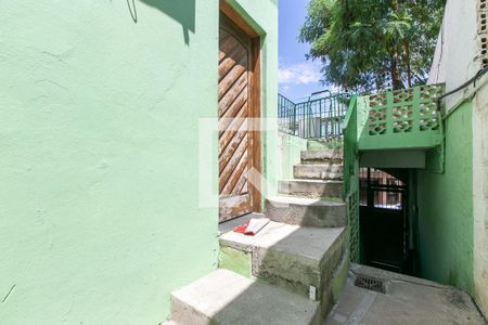 Casa à venda com 190m², 2 quartos e 2 vagasEntrada 