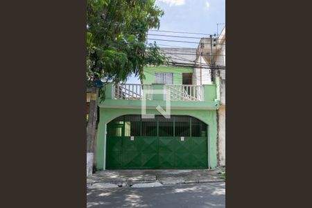 Casa à venda com 190m², 2 quartos e 2 vagasFachada