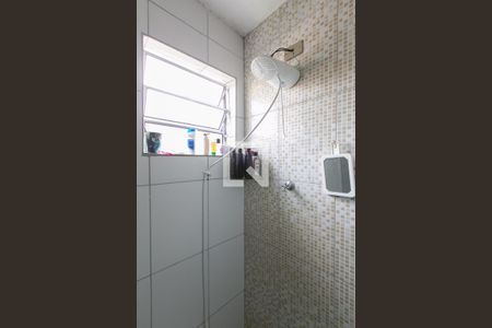 Casa à venda com 190m², 2 quartos e 2 vagasDetalhe banheiro