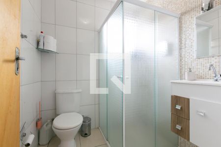 Casa à venda com 190m², 2 quartos e 2 vagasBanheiro 