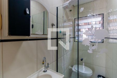 Banheiro de casa à venda com 3 quartos, 300m² em Jardim Tietê, São Paulo