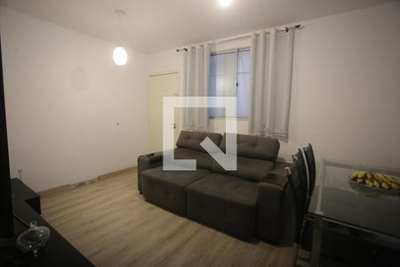 Sala  de apartamento à venda com 2 quartos, 60m² em Camargos, Belo Horizonte