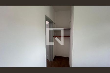 Corredor  de casa para alugar com 3 quartos, 85m² em Jardim das Bandeiras, São Paulo