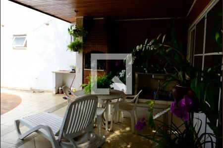 Casa de condomínio para alugar com 300m², 5 quartos e 4 vagasChurrasqueira