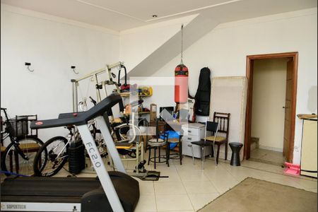 Casa de condomínio para alugar com 300m², 5 quartos e 4 vagasGaragem