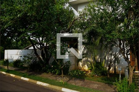 Casa de condomínio para alugar com 300m², 5 quartos e 4 vagasFachada